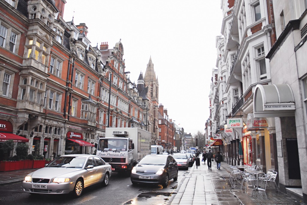 倫敦街頭 (圖片來源：星島日報)