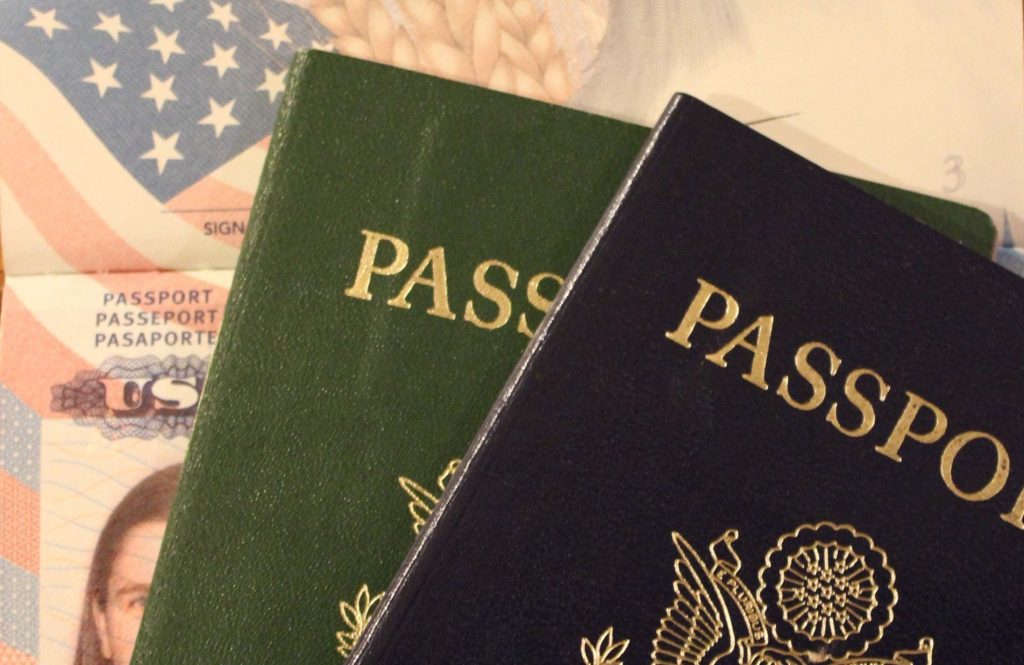 passport-315266_crop_pixabay
